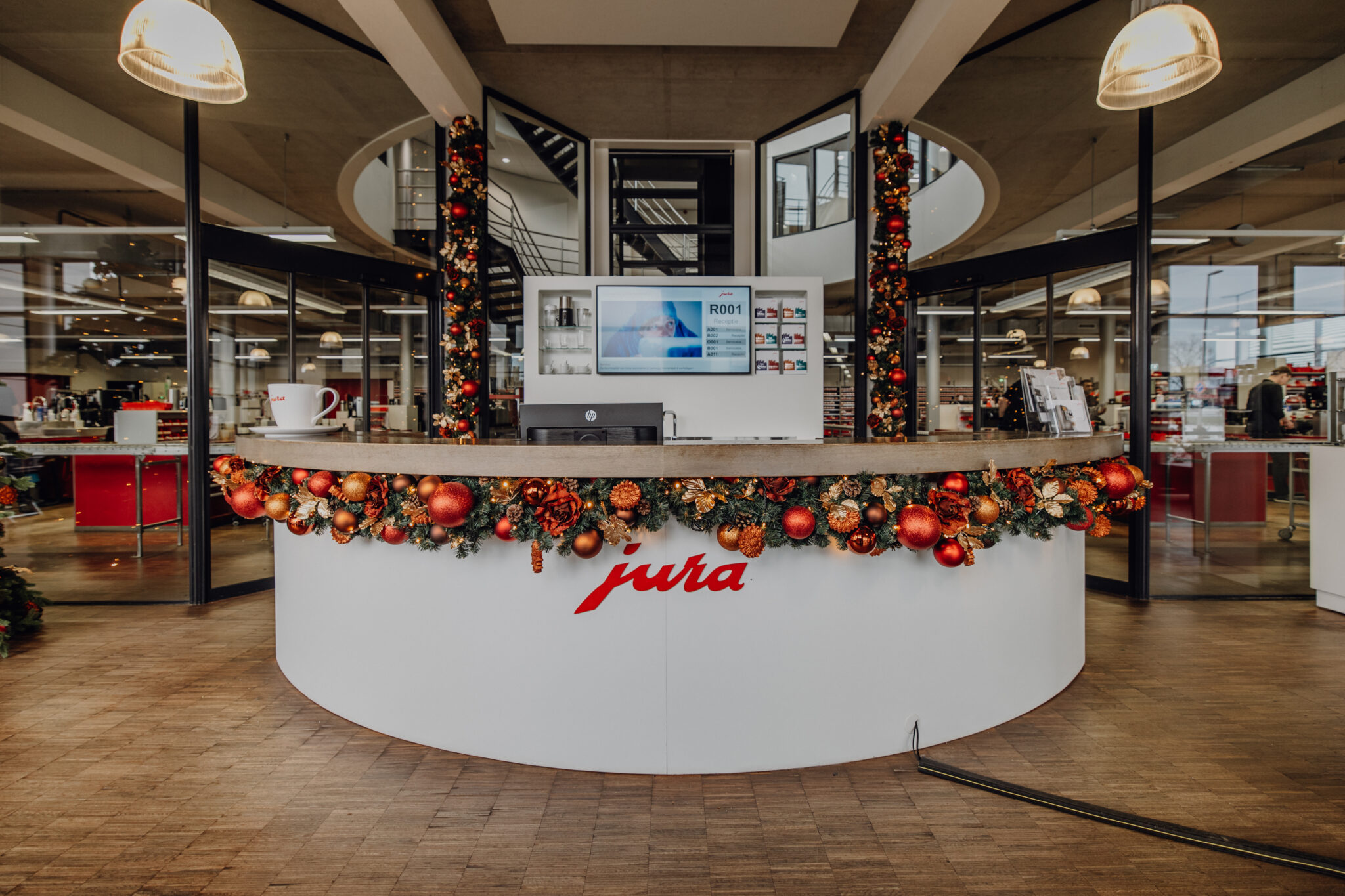 Kantoren Kerstdecoratie kopen - Jura Zoetemeer - Kerstversiering - De Kerstdecorateurs