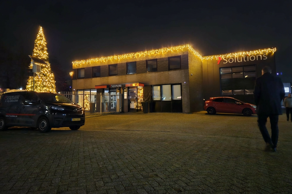 Kantoren Kerstdecoratie huren kantoor - verlichting - Kerstversiering - De Kerstdecorateurs