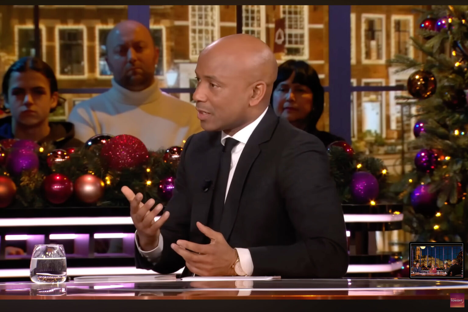 RTL Tonight De Kerstdecorateurs